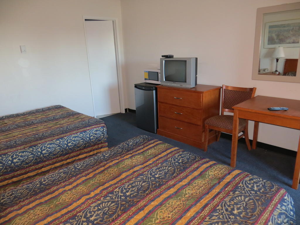 Westgate Inn Έντμοντον Δωμάτιο φωτογραφία